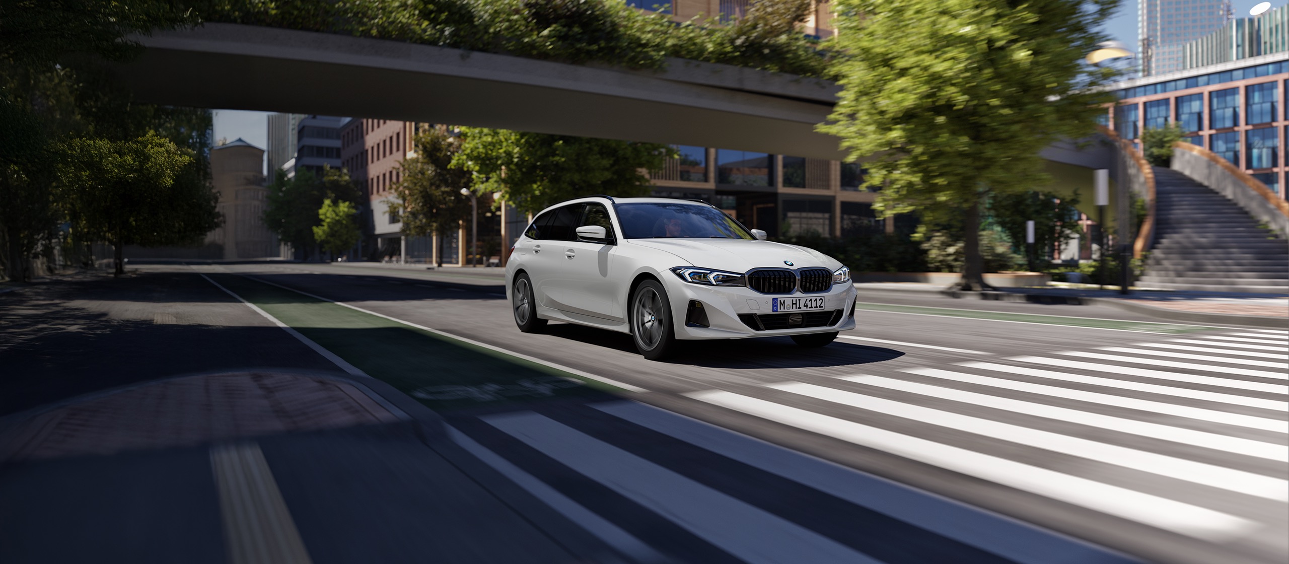 Weißer BMW in der Stadt